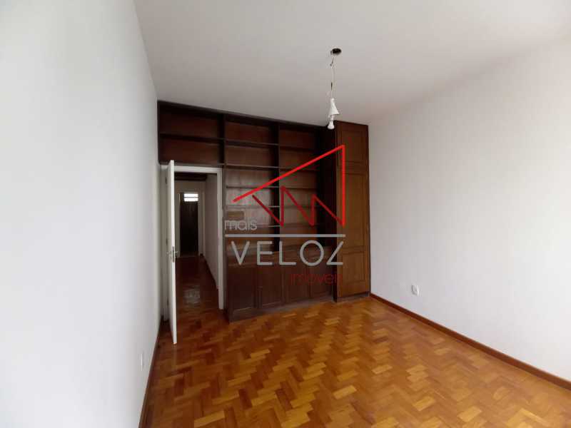 Apartamento à venda com 3 quartos, 112m² - Foto 6