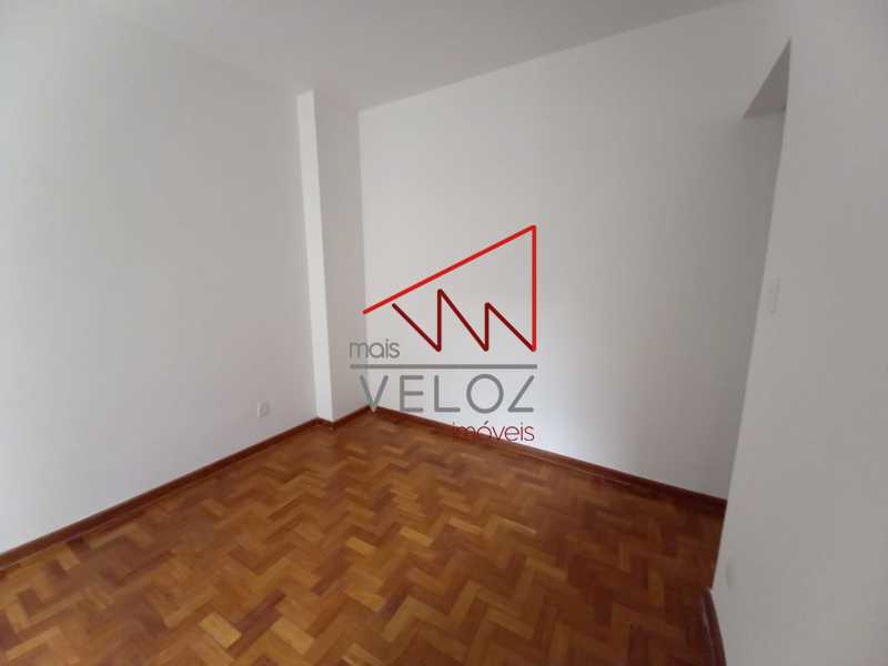 Apartamento à venda com 3 quartos, 112m² - Foto 17