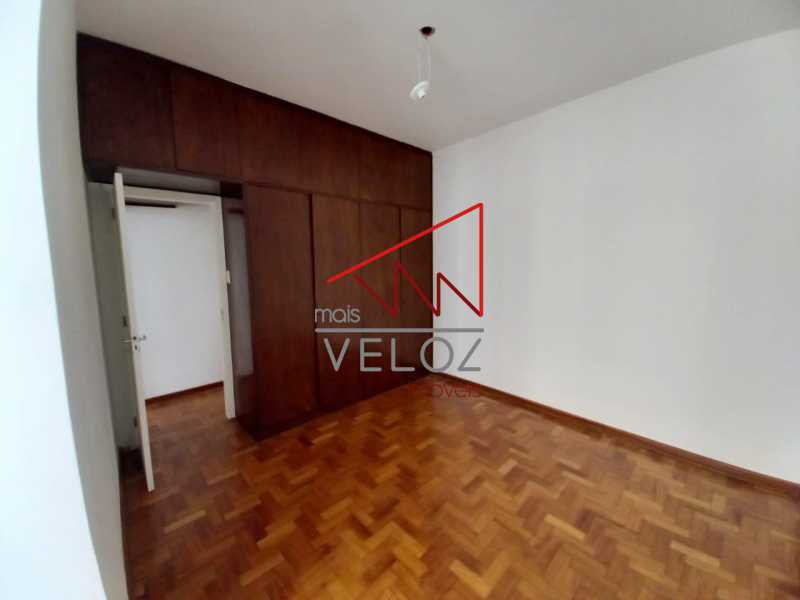 Apartamento à venda com 3 quartos, 112m² - Foto 13