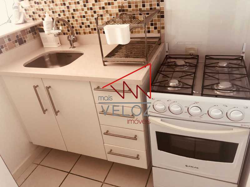 Apartamento à venda com 1 quarto, 41m² - Foto 11