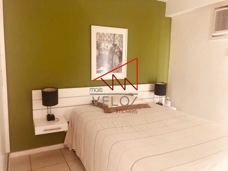 Apartamento à venda com 1 quarto, 41m² - Foto 15