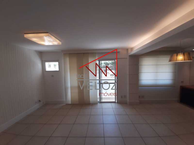 Apartamento à venda com 2 quartos, 80m² - Foto 1