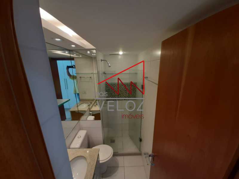 Apartamento à venda com 2 quartos, 80m² - Foto 21