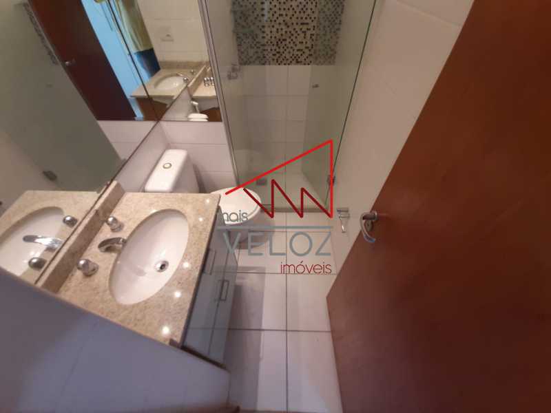 Apartamento à venda com 2 quartos, 80m² - Foto 20