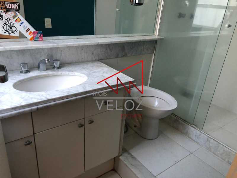 Apartamento à venda com 3 quartos, 165m² - Foto 11