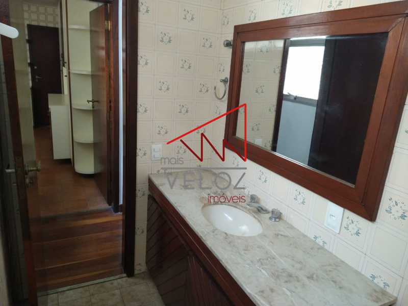 Apartamento à venda com 3 quartos, 180m² - Foto 20