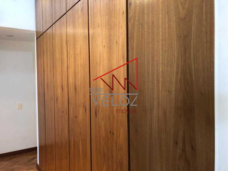 Apartamento à venda com 4 quartos, 280m² - Foto 10