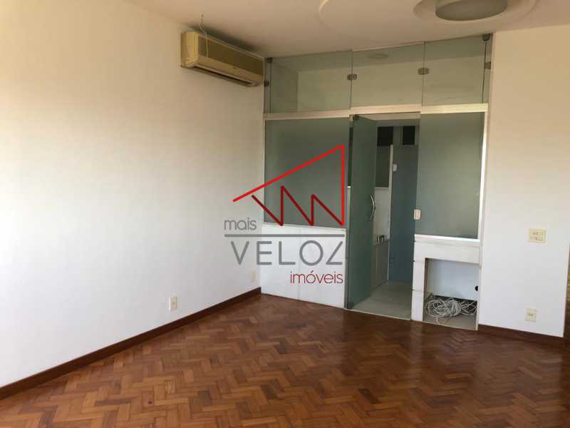 Apartamento à venda com 4 quartos, 280m² - Foto 11