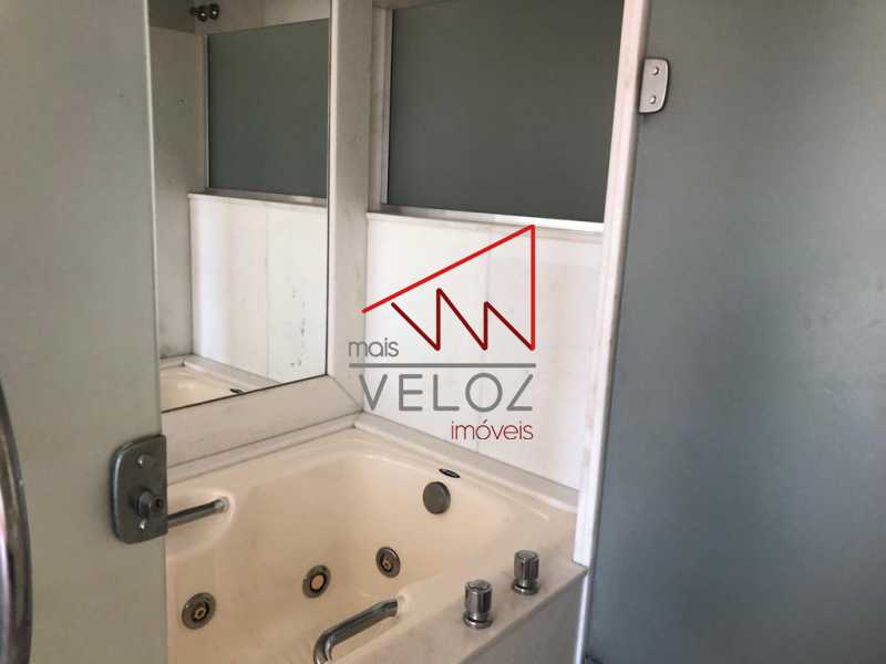 Apartamento à venda com 4 quartos, 280m² - Foto 18