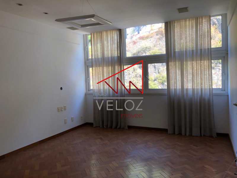 Apartamento à venda com 4 quartos, 280m² - Foto 13