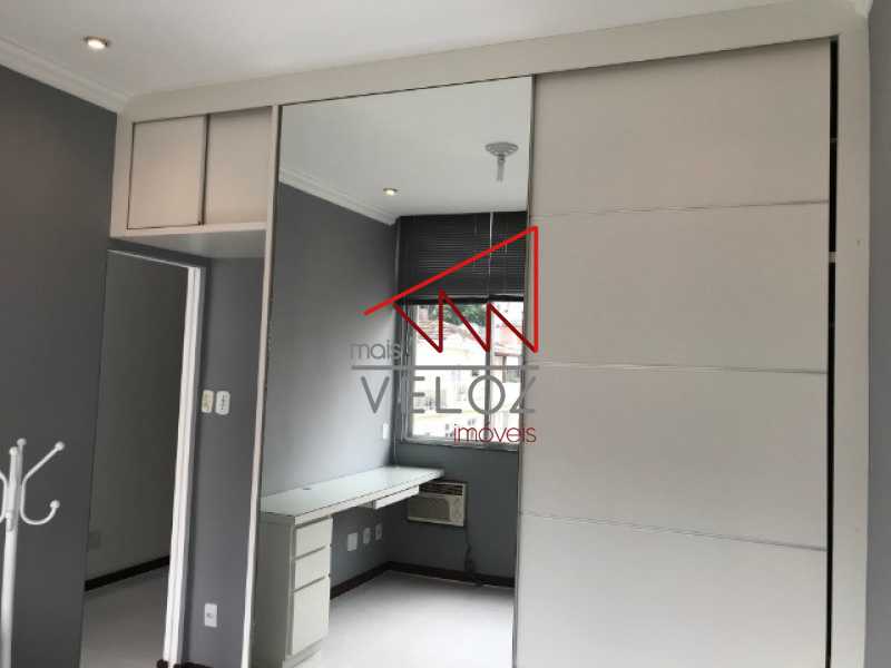 Apartamento à venda com 2 quartos, 77m² - Foto 5