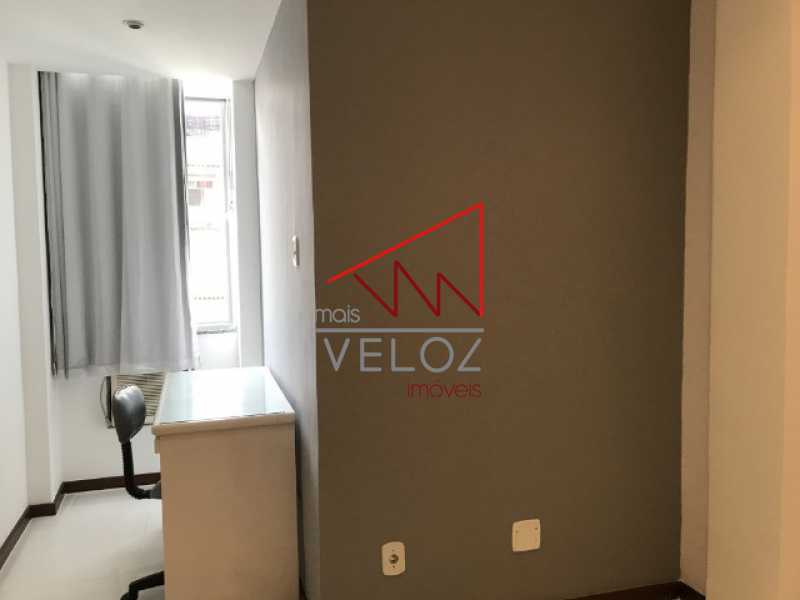 Apartamento à venda com 2 quartos, 77m² - Foto 10