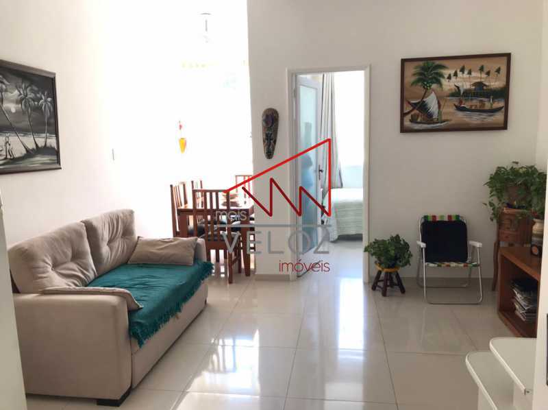 Apartamento à venda com 1 quarto, 40m² - Foto 1