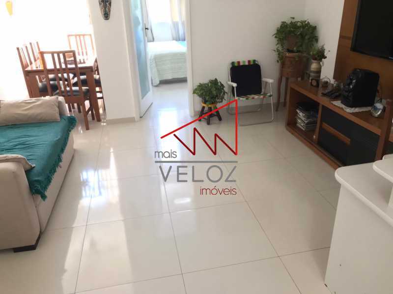 Apartamento à venda com 1 quarto, 40m² - Foto 10