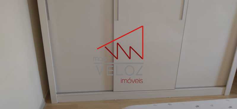 Apartamento à venda com 2 quartos, 84m² - Foto 2