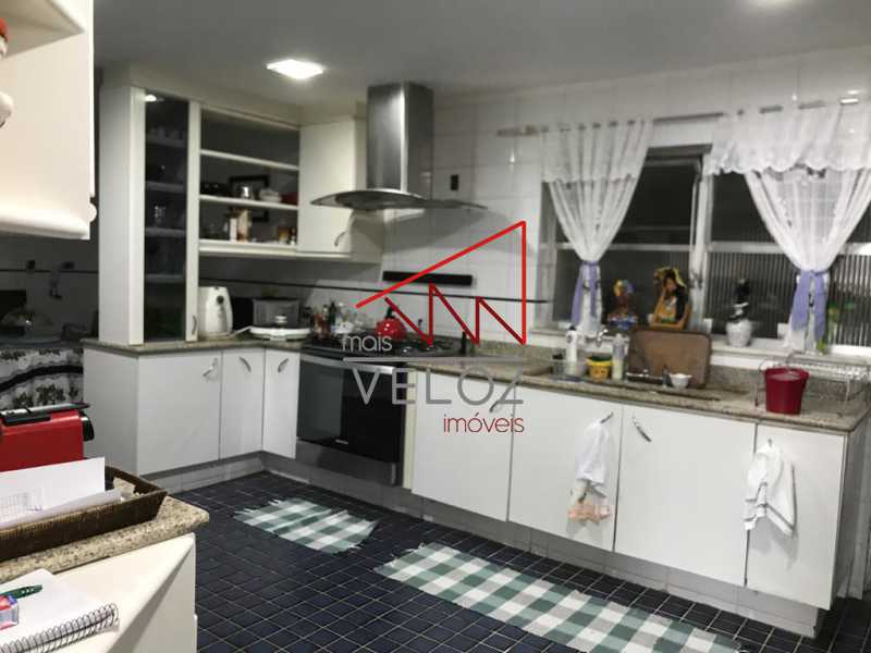 Apartamento à venda com 6 quartos, 330m² - Foto 14