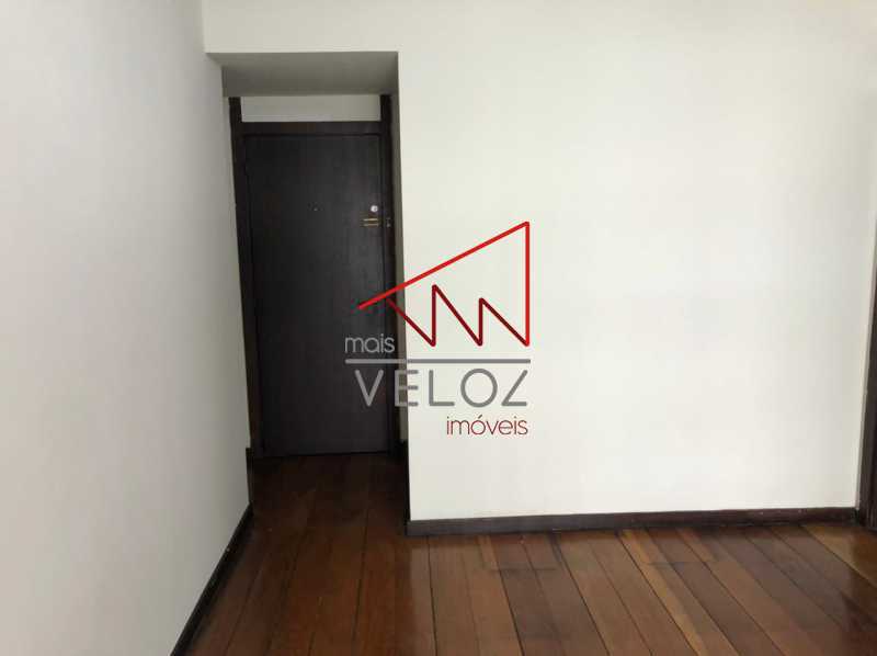 Apartamento à venda com 2 quartos, 92m² - Foto 11