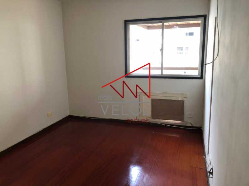 Apartamento à venda com 2 quartos, 92m² - Foto 12