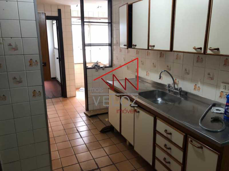 Apartamento à venda com 2 quartos, 92m² - Foto 22