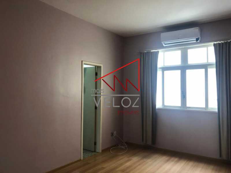 Apartamento à venda com 3 quartos, 136m² - Foto 11