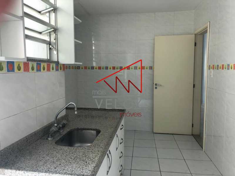 Apartamento à venda com 3 quartos, 136m² - Foto 25