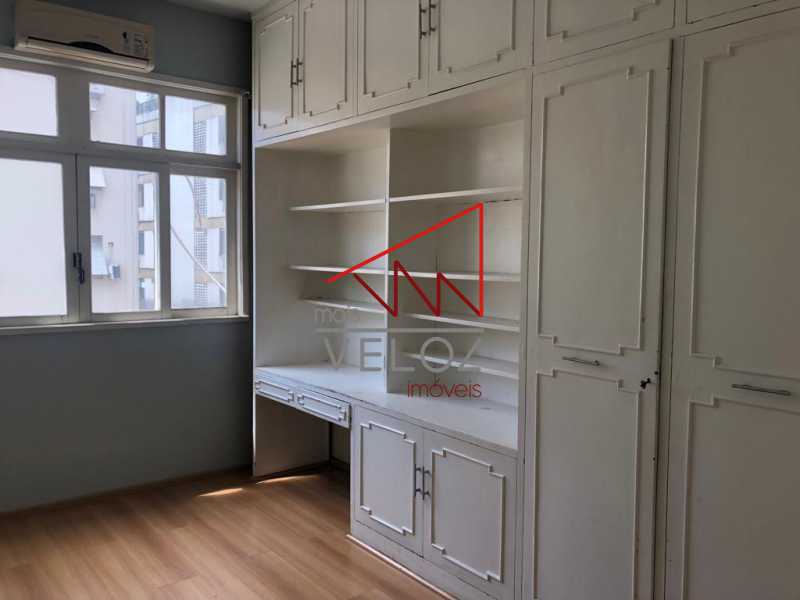 Apartamento à venda com 3 quartos, 136m² - Foto 13