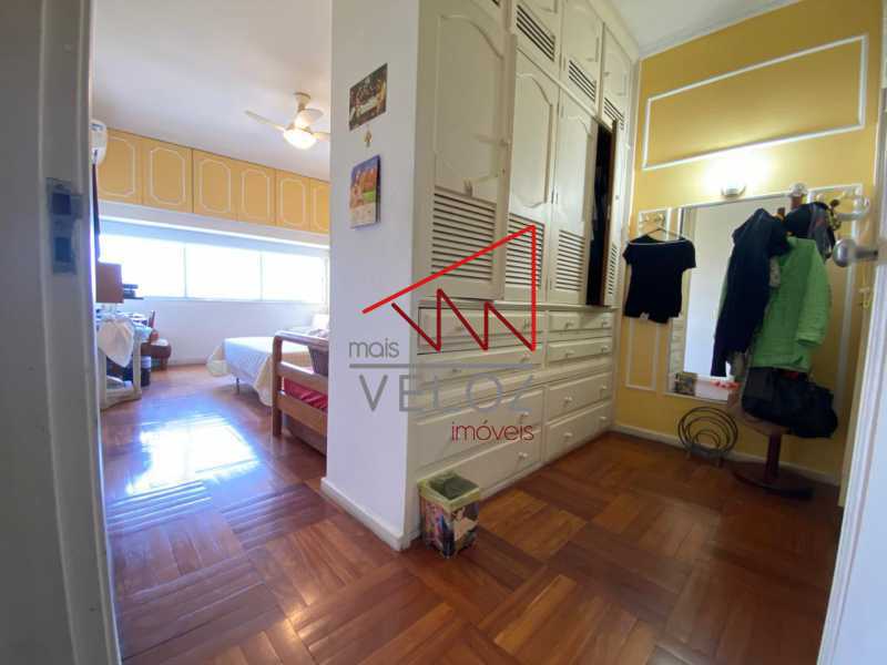 Apartamento à venda com 3 quartos, 170m² - Foto 21