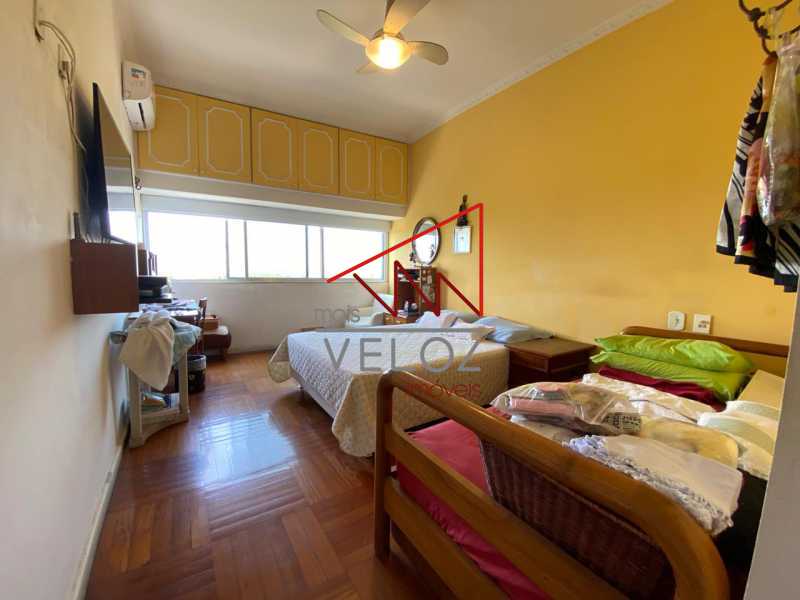 Apartamento à venda com 3 quartos, 170m² - Foto 20