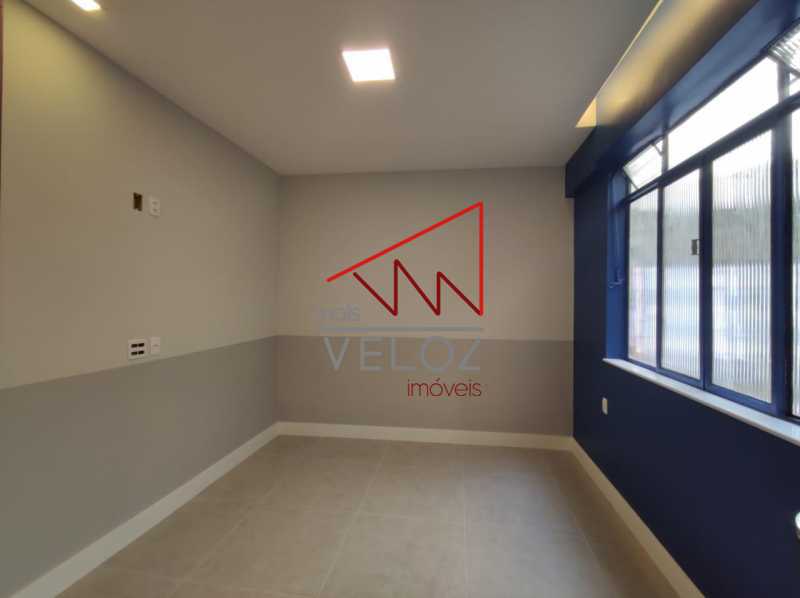 Apartamento à venda com 1 quarto, 50m² - Foto 15