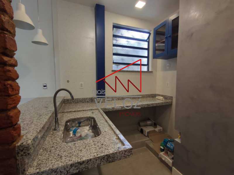 Apartamento à venda com 1 quarto, 50m² - Foto 8