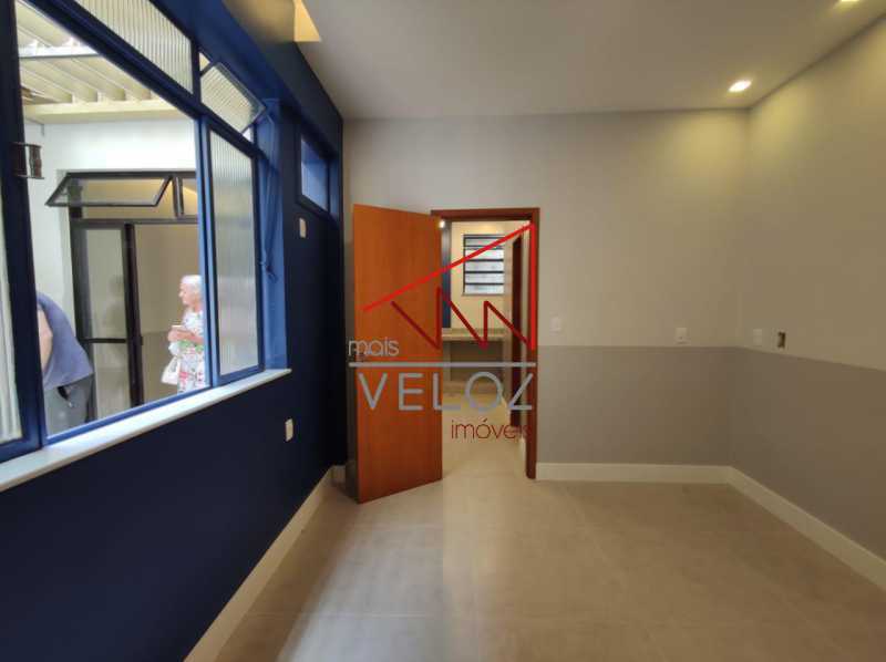 Apartamento à venda com 1 quarto, 50m² - Foto 16