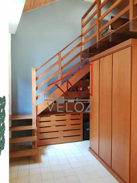 Casa à venda com 4 quartos, 129m² - Foto 5