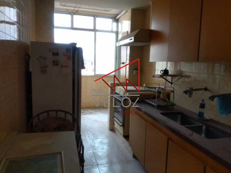 Apartamento à venda com 3 quartos, 118m² - Foto 18