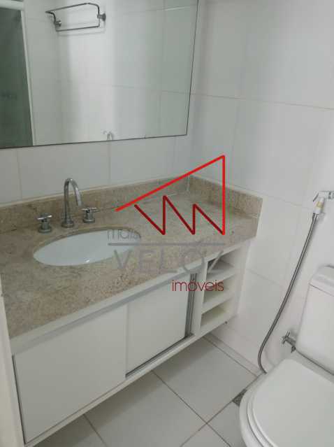 Apartamento à venda com 2 quartos, 70m² - Foto 12