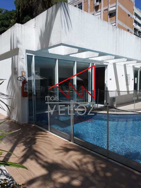 Apartamento à venda com 2 quartos, 70m² - Foto 25