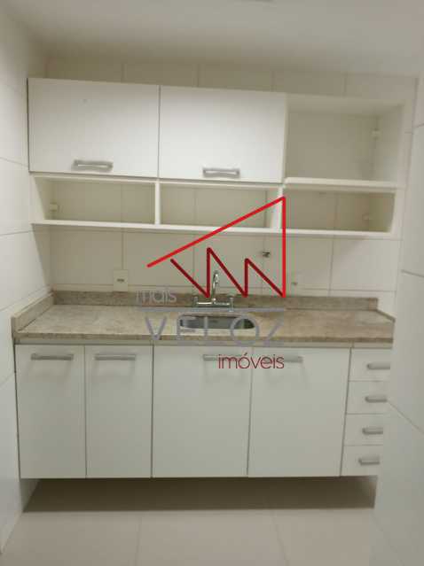 Apartamento à venda com 2 quartos, 70m² - Foto 18