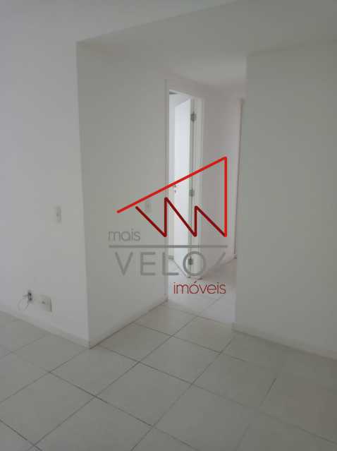 Apartamento à venda com 2 quartos, 70m² - Foto 4