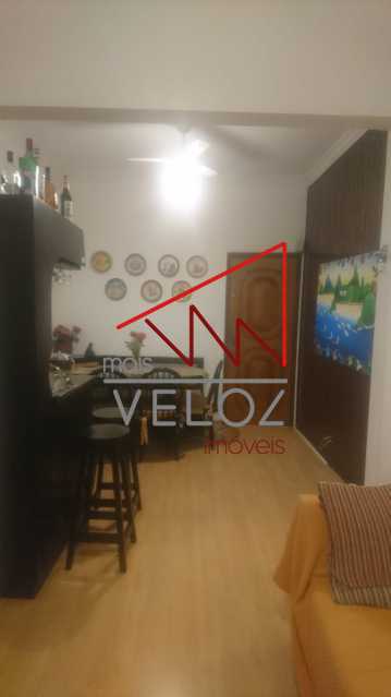 Apartamento à venda com 1 quarto, 40m² - Foto 2