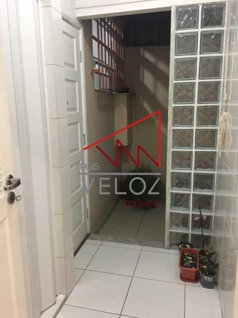 Apartamento à venda com 2 quartos, 80m² - Foto 17