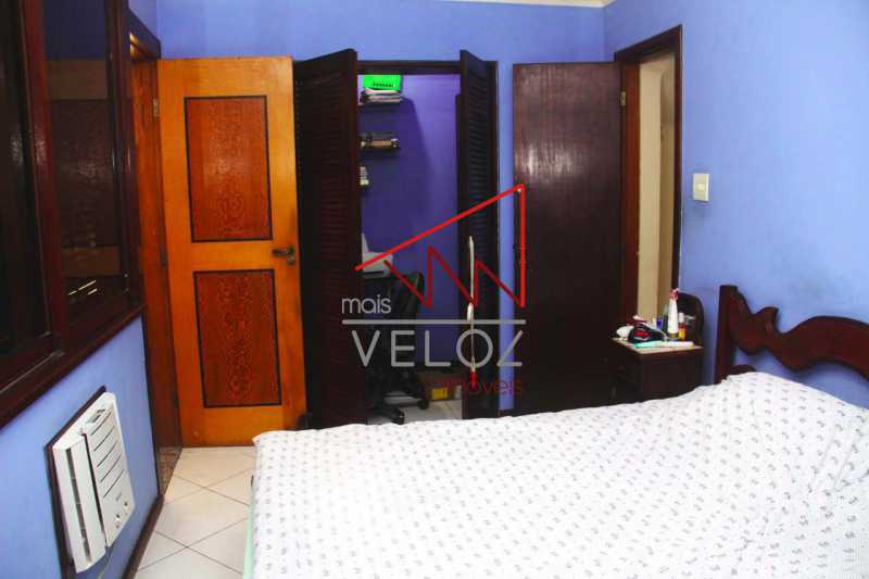 Casa à venda com 6 quartos, 350m² - Foto 10