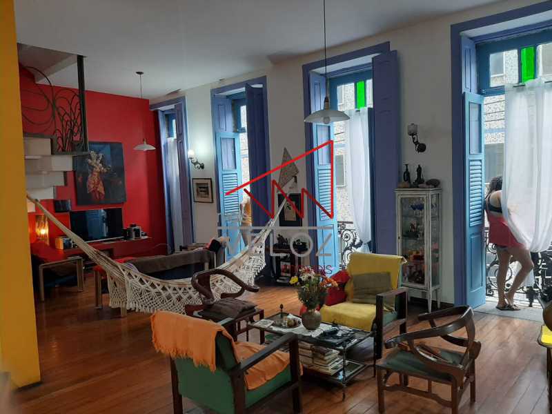 Casa à venda com 3 quartos, 250m² - Foto 5