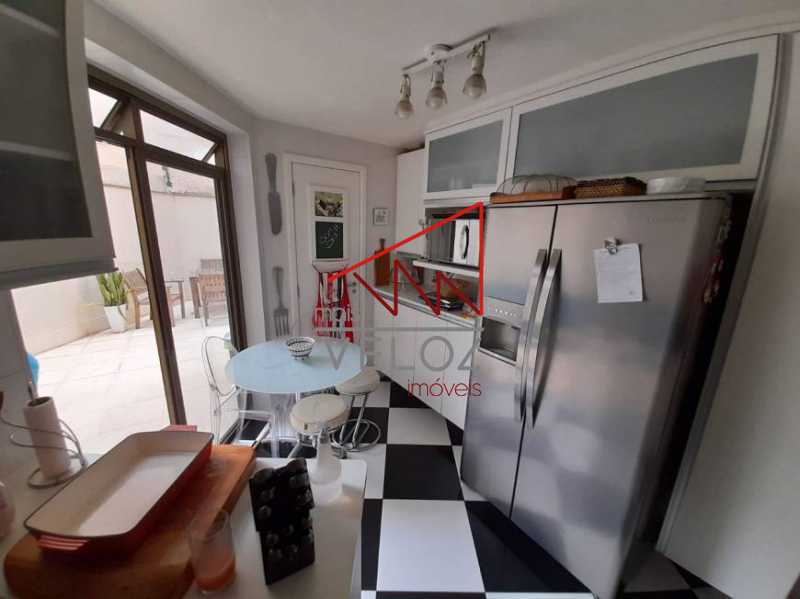 Apartamento à venda com 3 quartos, 183m² - Foto 16