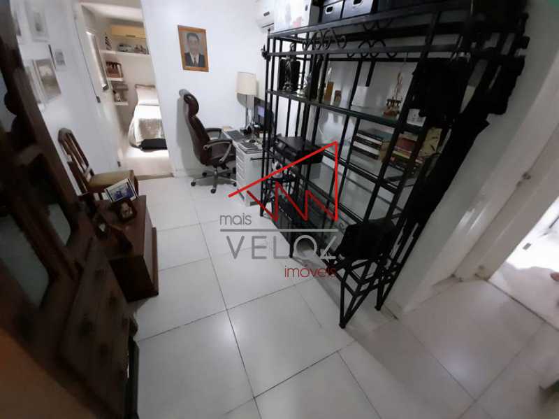 Apartamento à venda com 3 quartos, 183m² - Foto 8