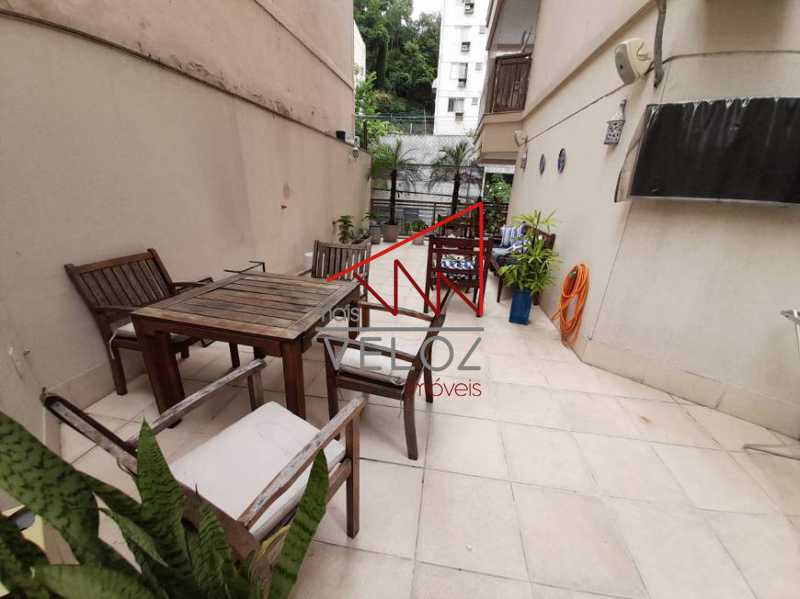 Apartamento à venda com 3 quartos, 183m² - Foto 3