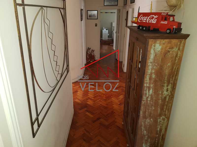 Apartamento à venda com 4 quartos, 400m² - Foto 9