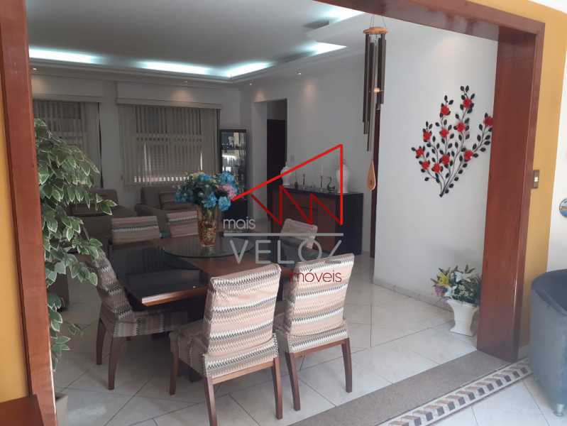 Apartamento à venda com 4 quartos, 165m² - Foto 2