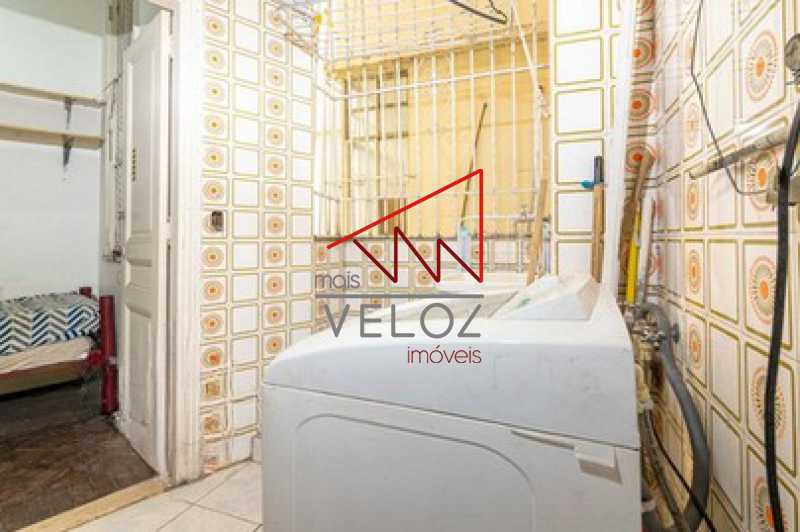 Apartamento à venda com 5 quartos, 240m² - Foto 21