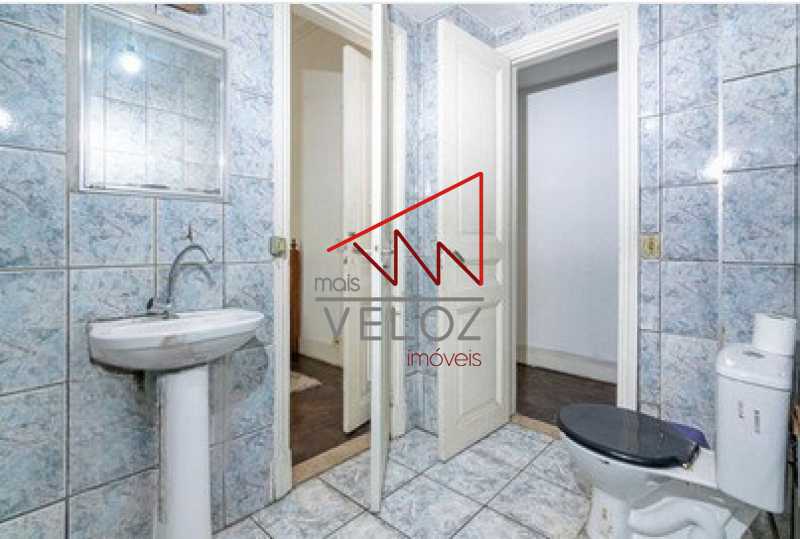 Apartamento à venda com 5 quartos, 240m² - Foto 17