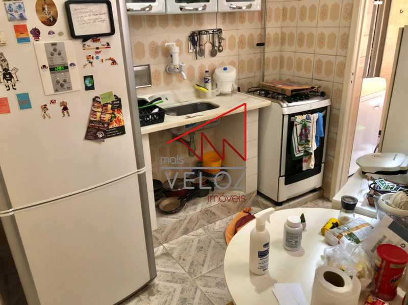 Apartamento à venda com 2 quartos, 75m² - Foto 21