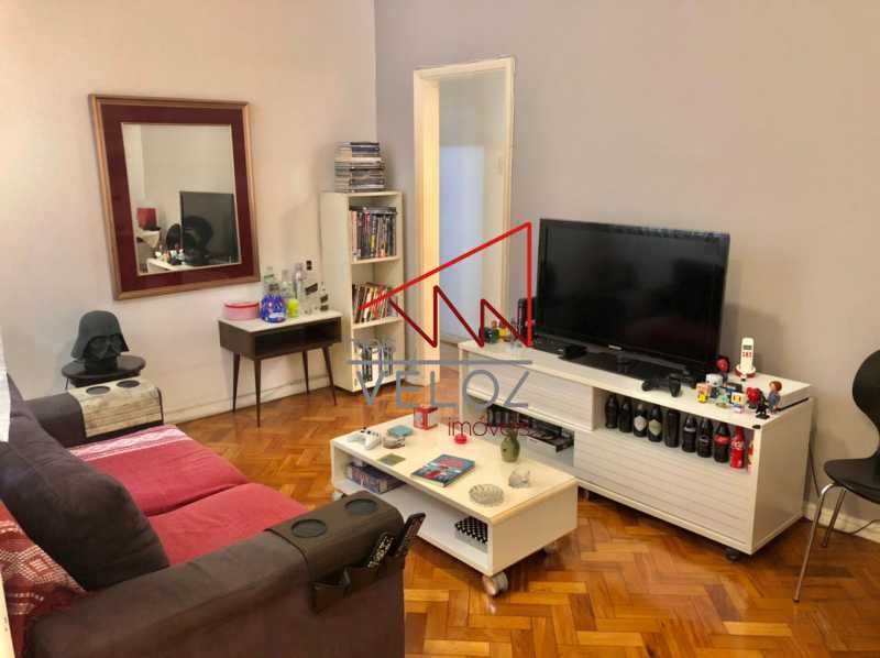 Apartamento à venda com 2 quartos, 75m² - Foto 1